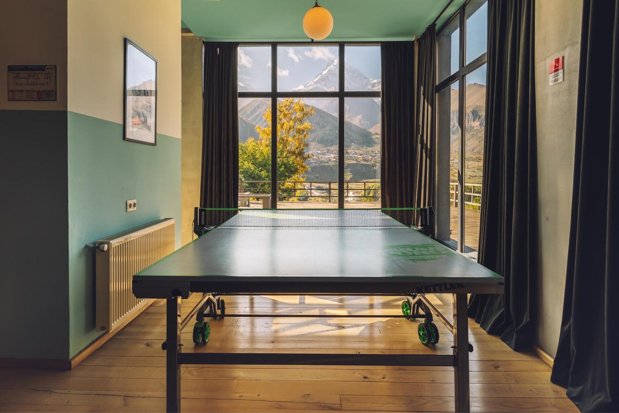 Intourist Kazbegi Hotel ภายนอก รูปภาพ