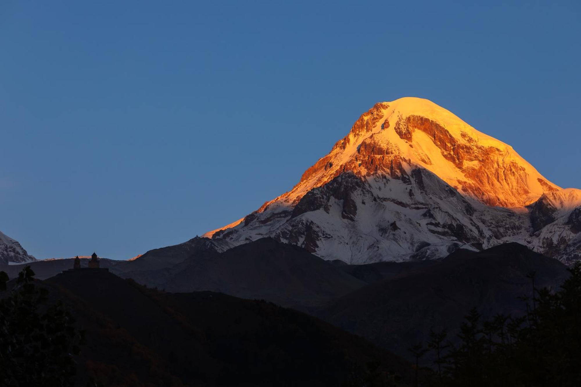 Intourist Kazbegi Hotel ภายนอก รูปภาพ